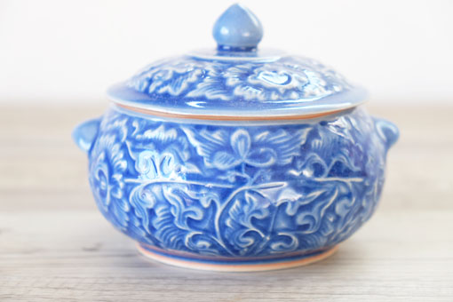 フタつきスープポット フラワー ブルー 雑貨とセラドン焼き食器の通販